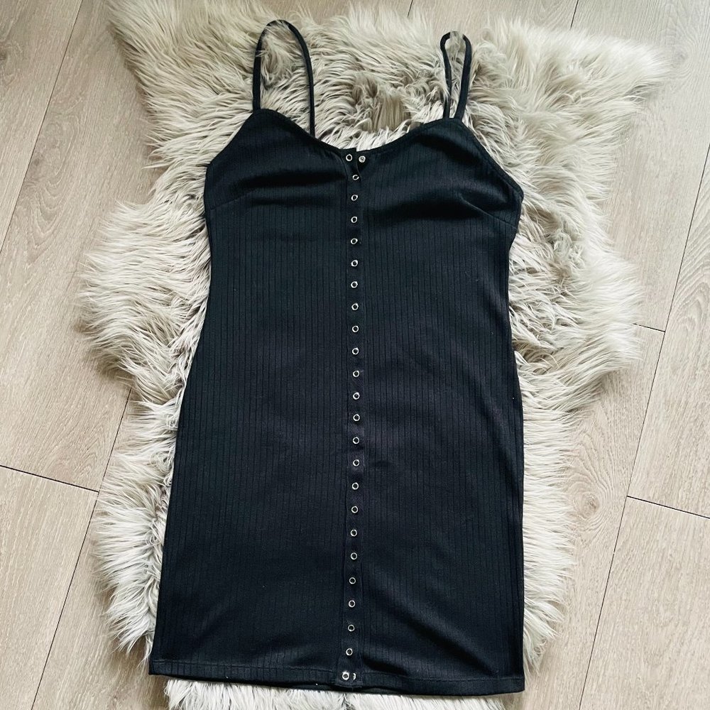 Forever 21 black ribbed dress - Size Large
